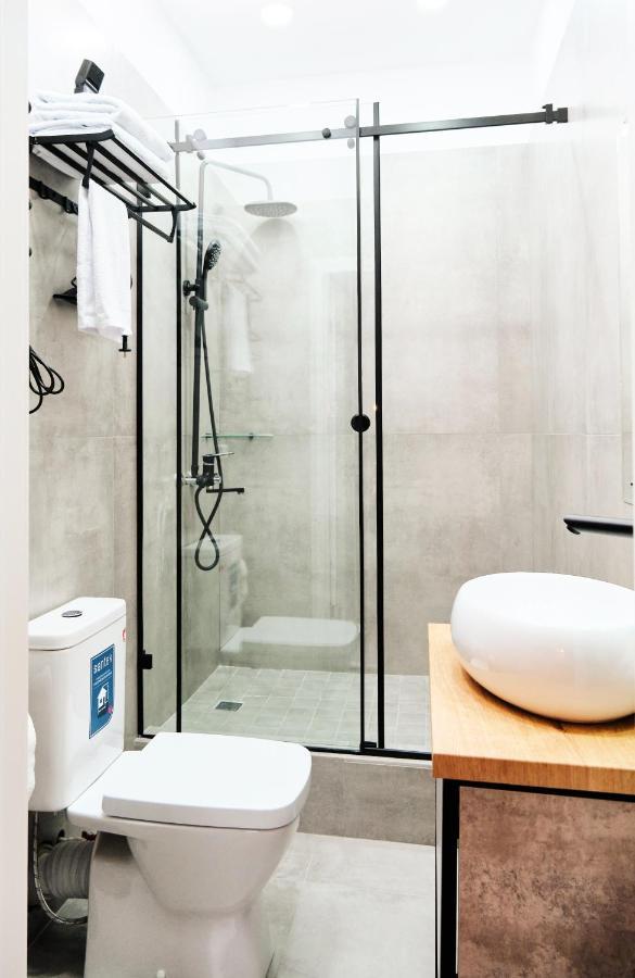 Hi Астана Hotell Exteriör bild