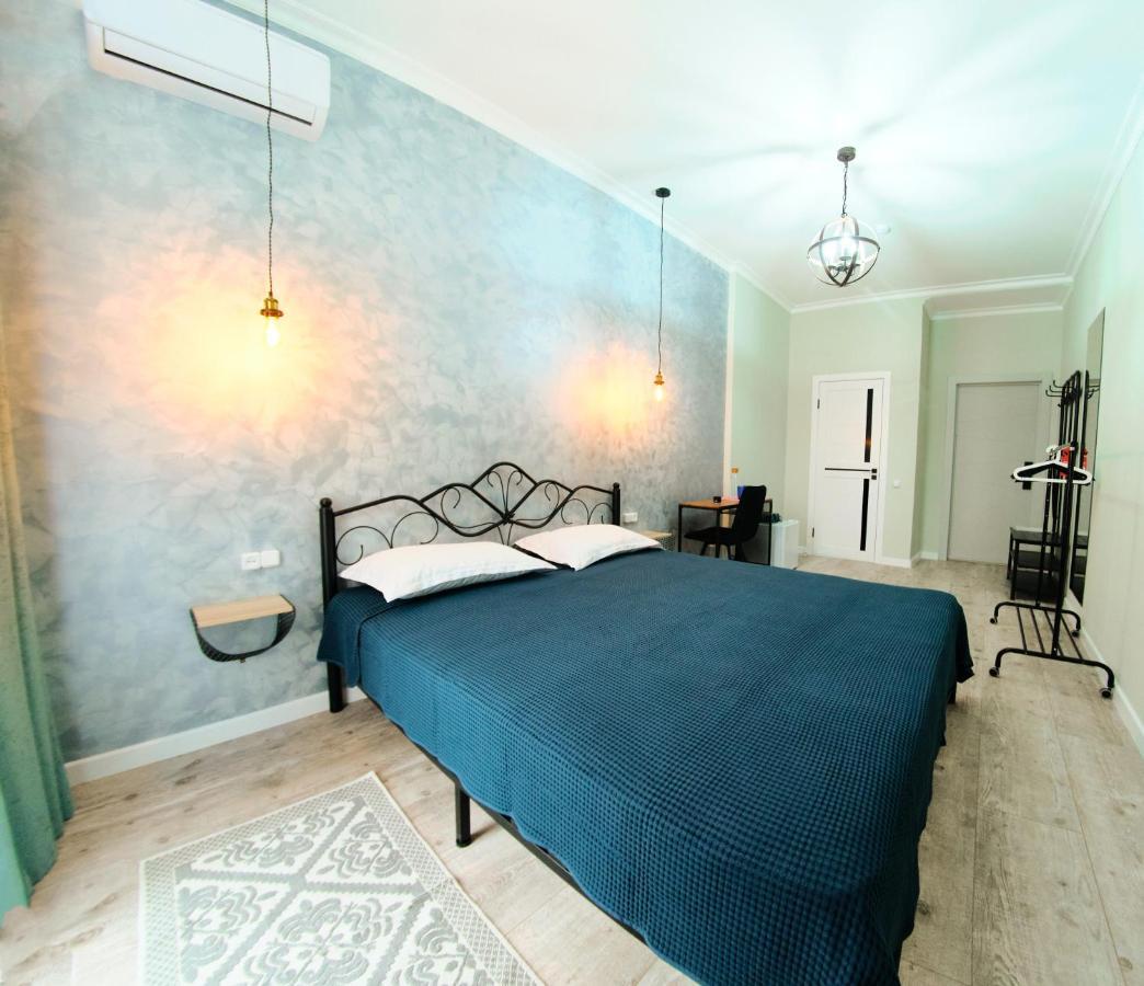 Hi Астана Hotell Exteriör bild