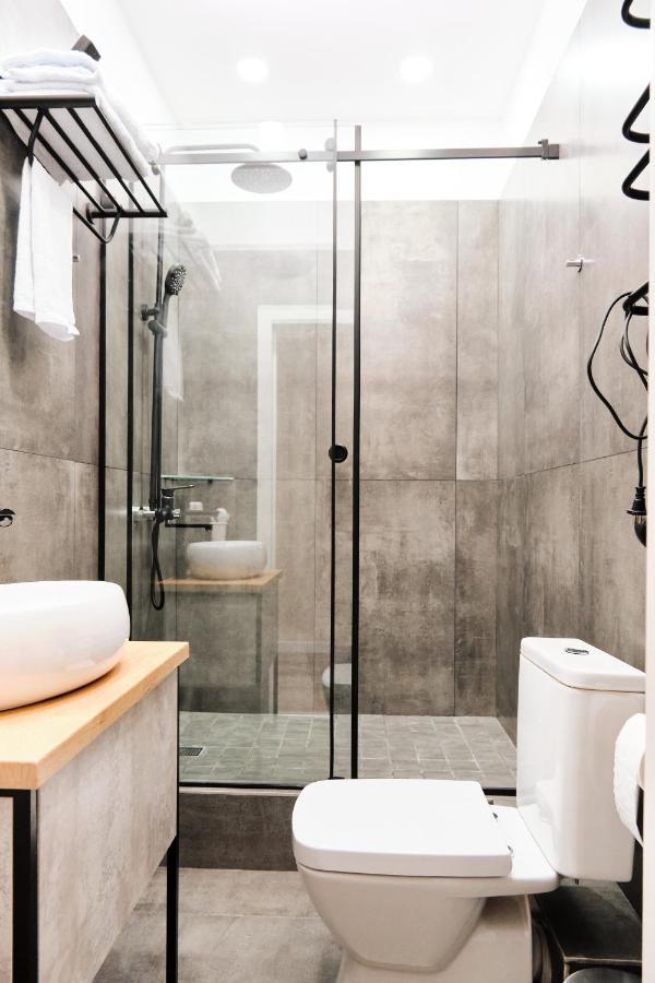 Hi Астана Hotell Exteriör bild